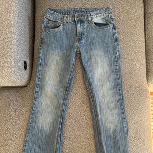 Stylish Blue Denim Cropped Jeans